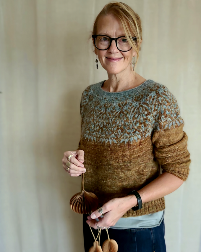 Elenor Mortensen I Speculoos Sweater