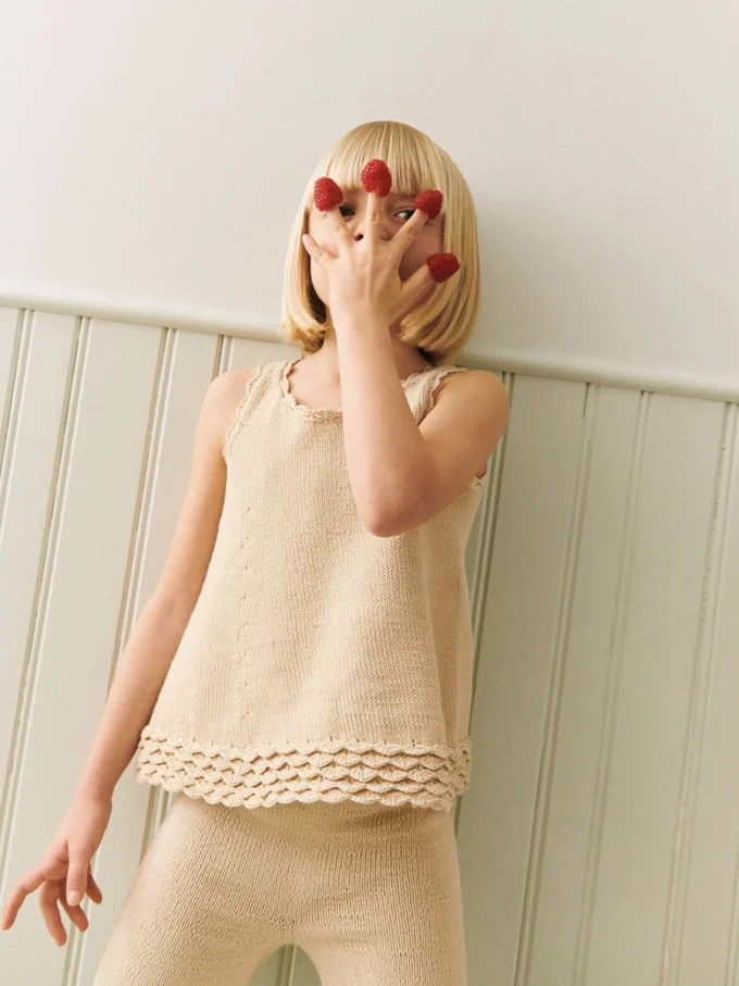 Sandnes Garn I Roselyn Singlet Junior (2603-4a)