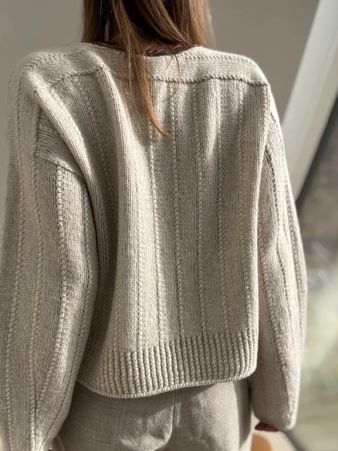 Otherloops I FLOW LOOP V NECK