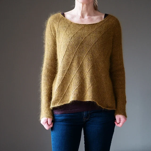 Katrin Schneider I Big in Japan Sweater