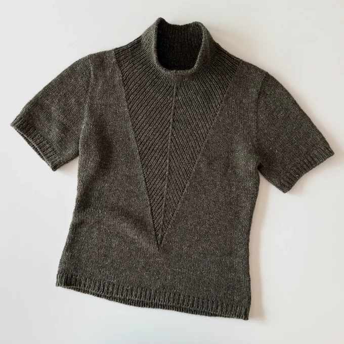 Odd Row I Arrow Tee