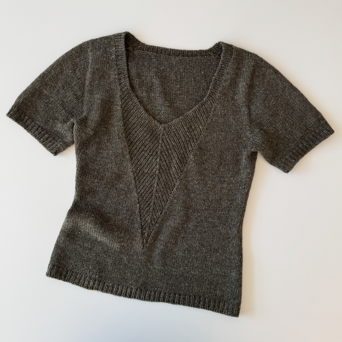 Odd Row I Arrow Tee