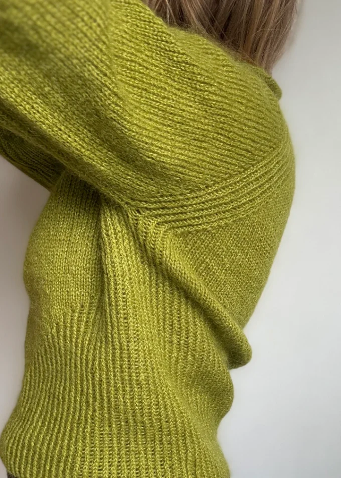 Aegyoknit I Isa Raglan
