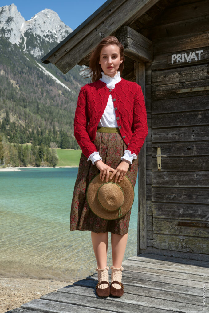 Lana Grossa I Trachtenjacke im Rautenzopfmuster - Trachten Nr. 9/23