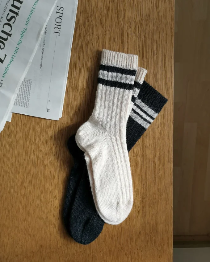 Paula-m I BASIC Socken Light