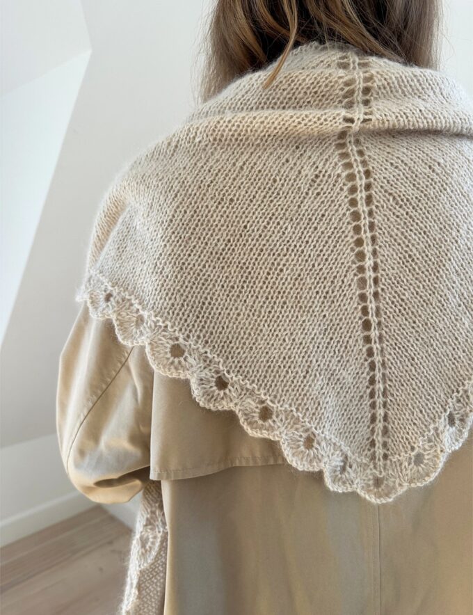 Le Knit I Ellie Shawl