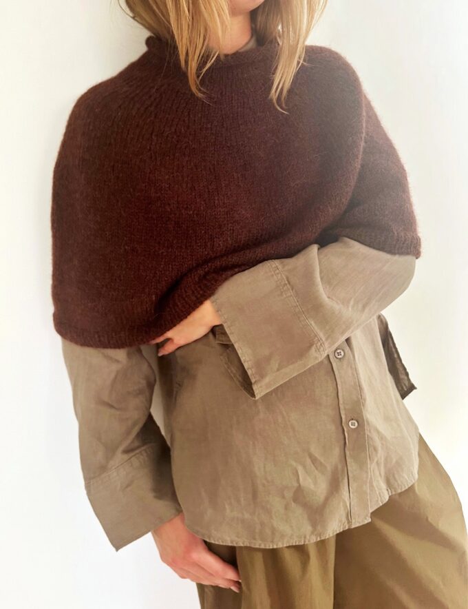 Le Knit I Plain Yoke Poncho