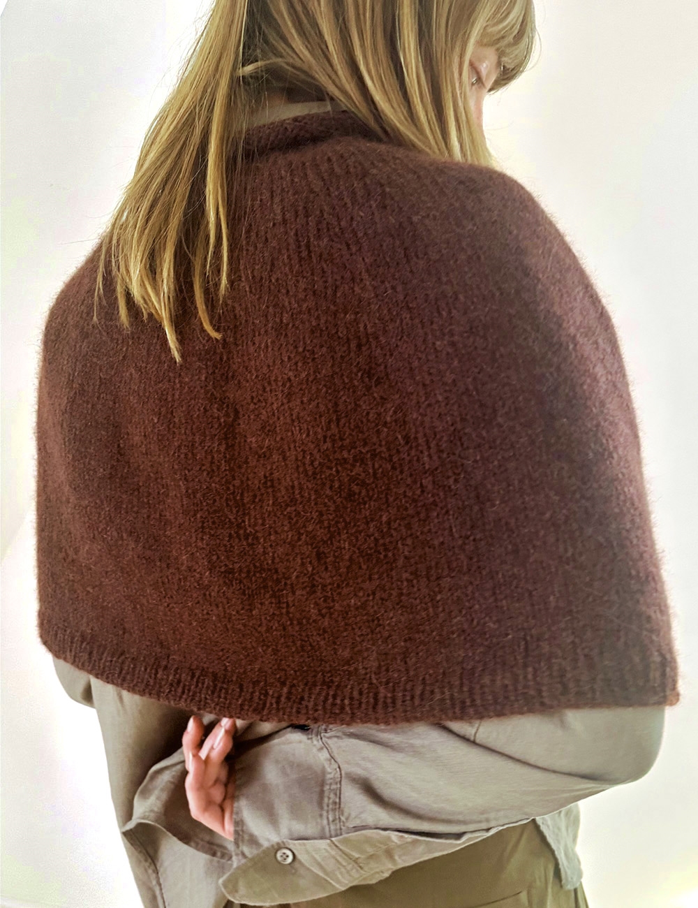 Le Knit I Plain Yoke Poncho – Bild 2